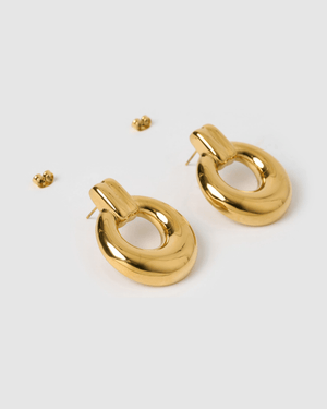 Izoa Gianna Stud Earrings