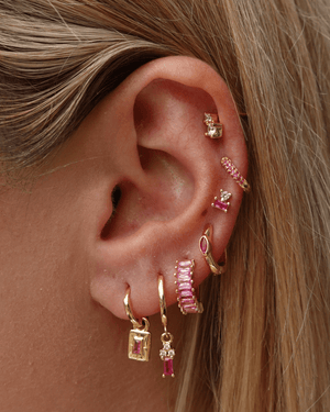 Izoa Cairo Huggie Earrings Gold Pink