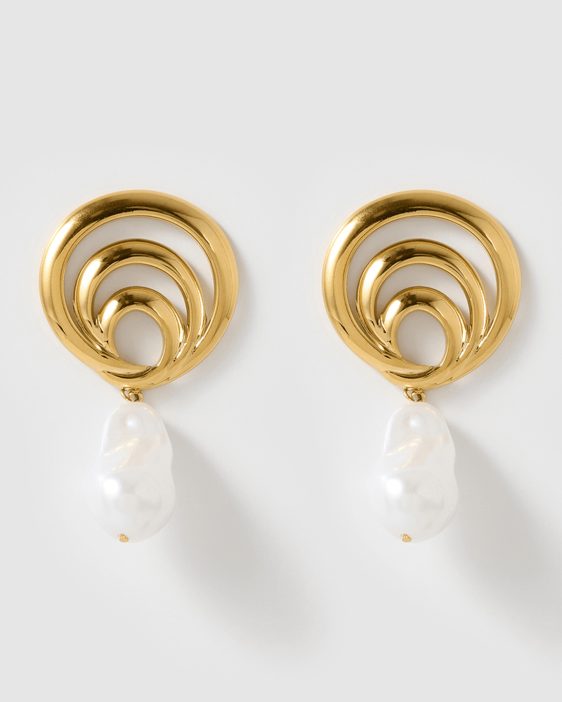 Izoa Dahlia Stud Earrings Gold