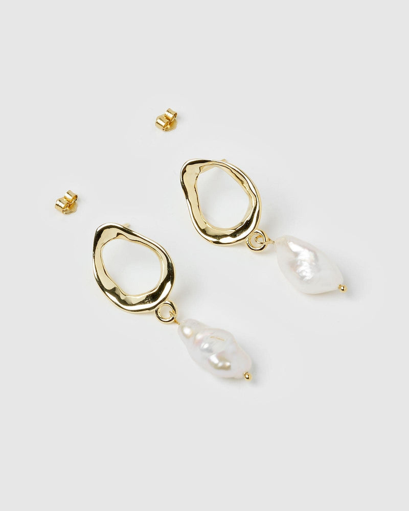 Izoa Forbidden Earrings Gold Freshwater Pearl