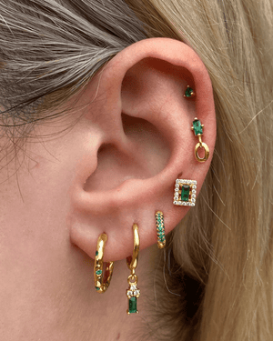 Izoa Kaylee Huggie Earrings Gold Green