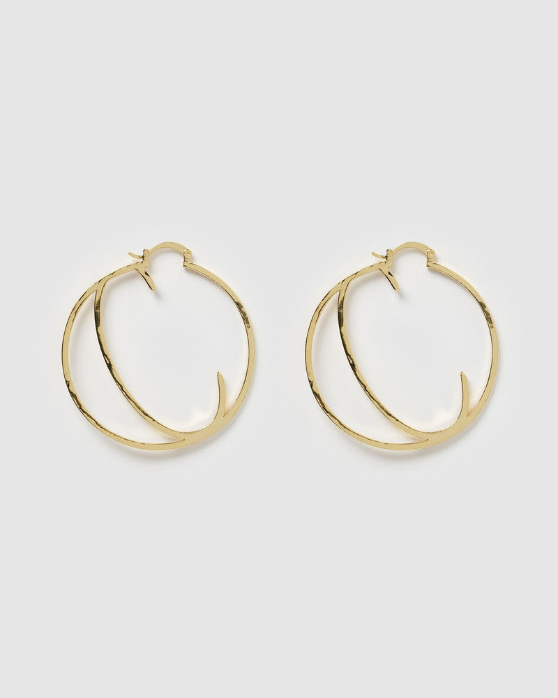 Izoa Alphabet Letter C Hoop Earrings