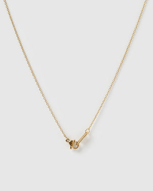 Izoa Alphabet Letter V Necklace Gold