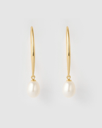 Izoa Lila Earrings Gold Freshwater Pearl