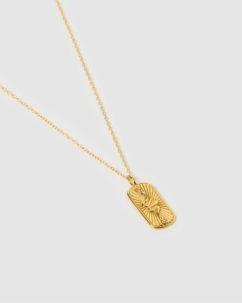 Izoa Alma Pendant Necklace Gold