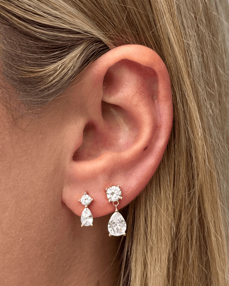 Izoa Odette Stud Earrings Gold