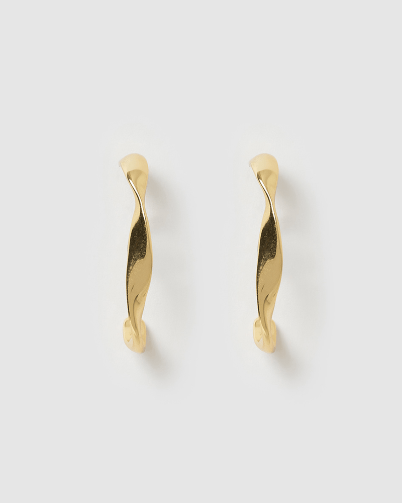 Izoa Olsen Stud Earrings