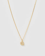 Izoa Pearl Letter Q Necklace Gold