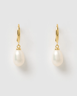 Izoa Sylvia Earrings Gold Freshwater Pearl